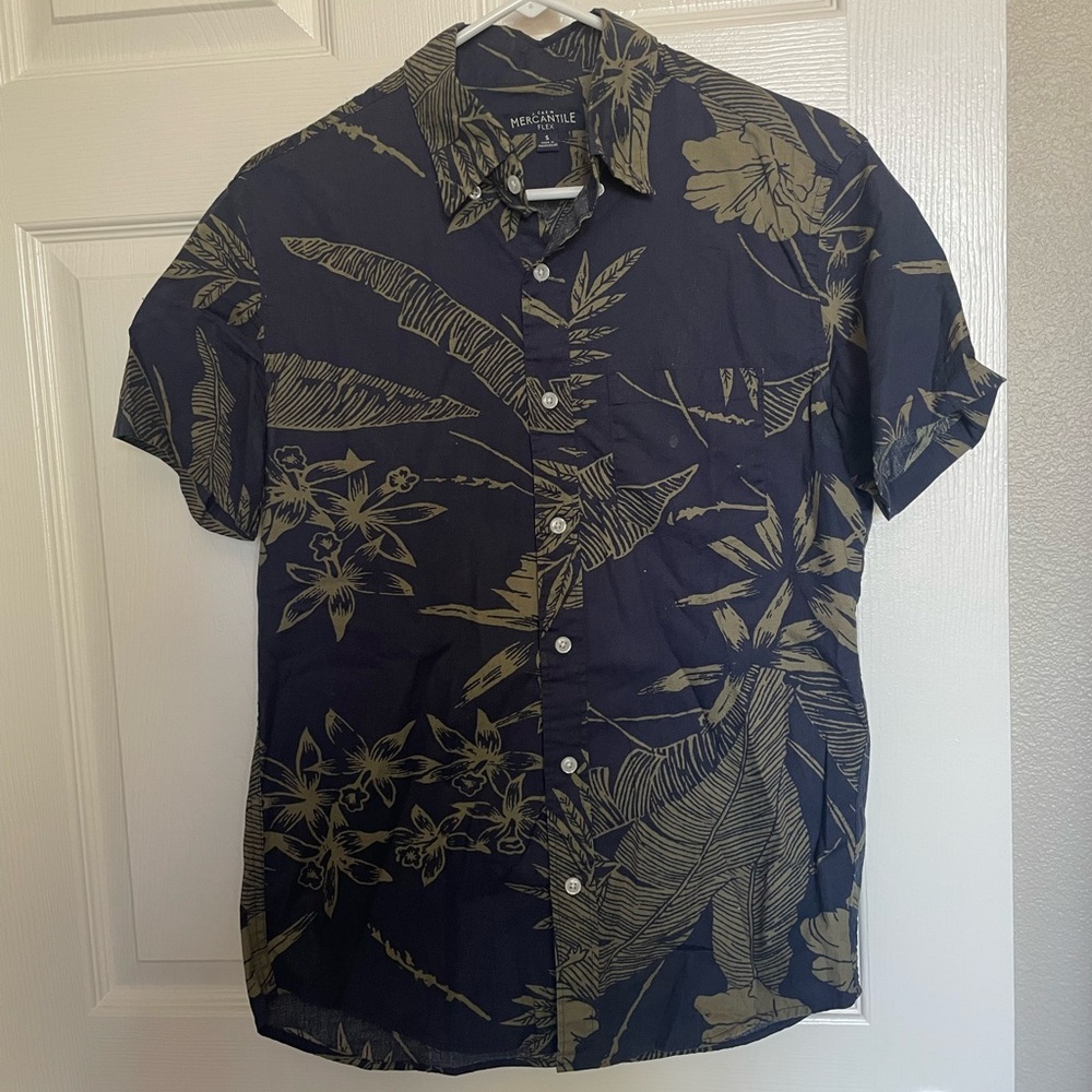 J Crew Mercantile Hawaiian shirt